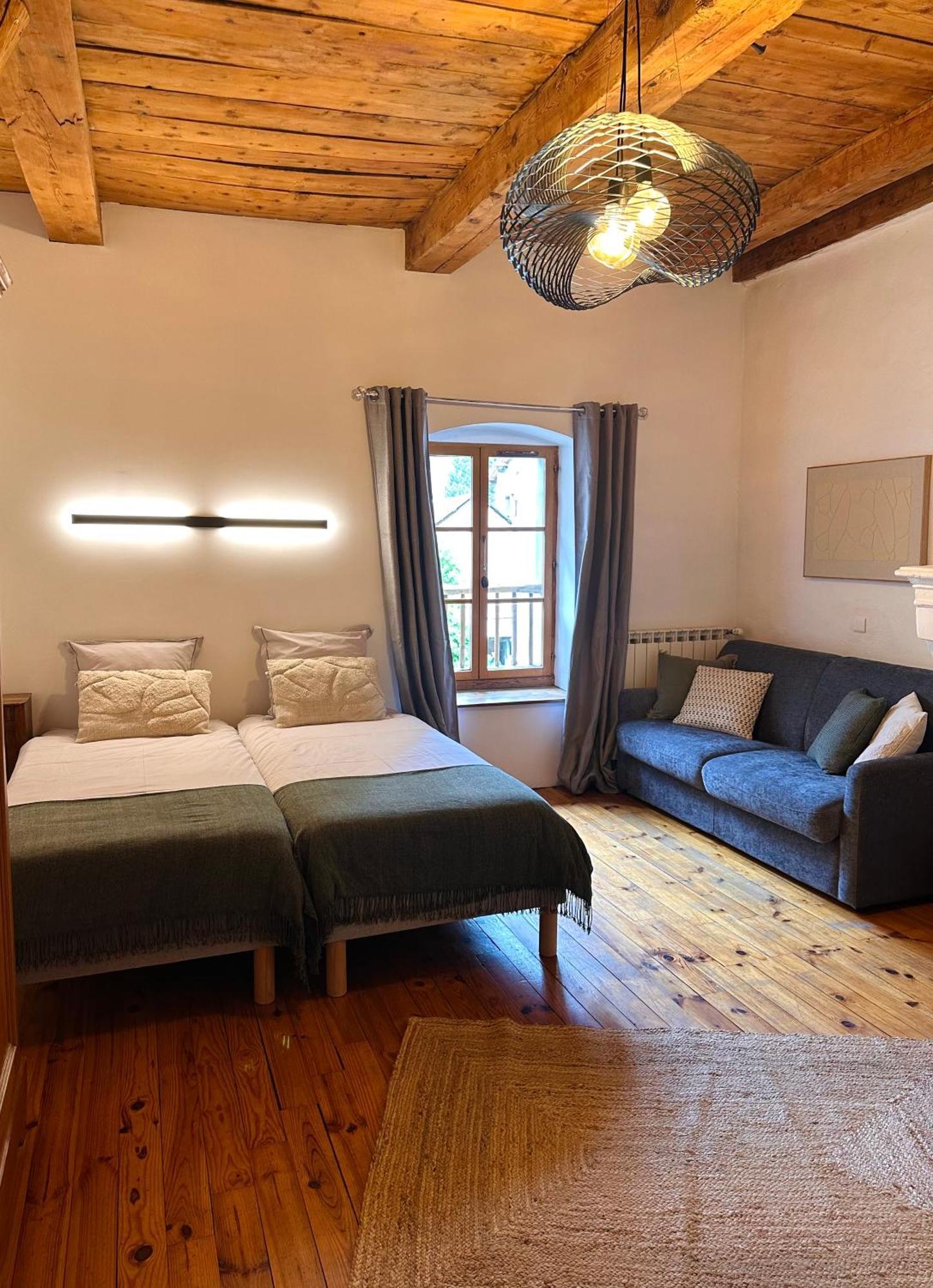 Auberge Le Glacier Bleu Mont-Dauphin Phòng bức ảnh